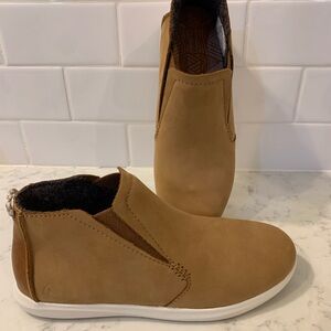 Women's OluKai Hawai'iloa Manu Hope Tan Leather Waterproof Bootie Sz 7.5 NEW